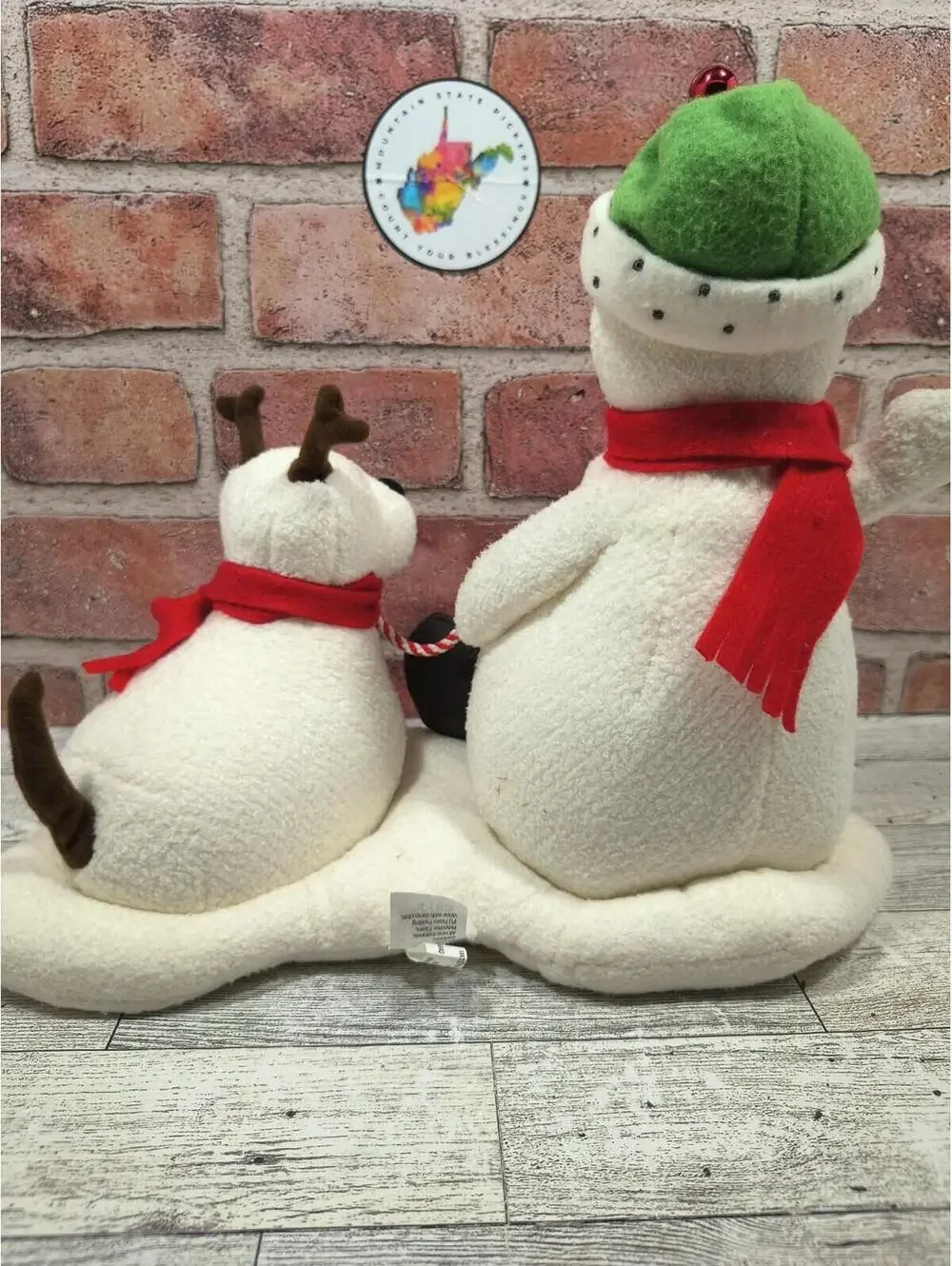 2004 Hallmark Jingle Pals Snowman Dog Animated Musical Plush Musical WORKS